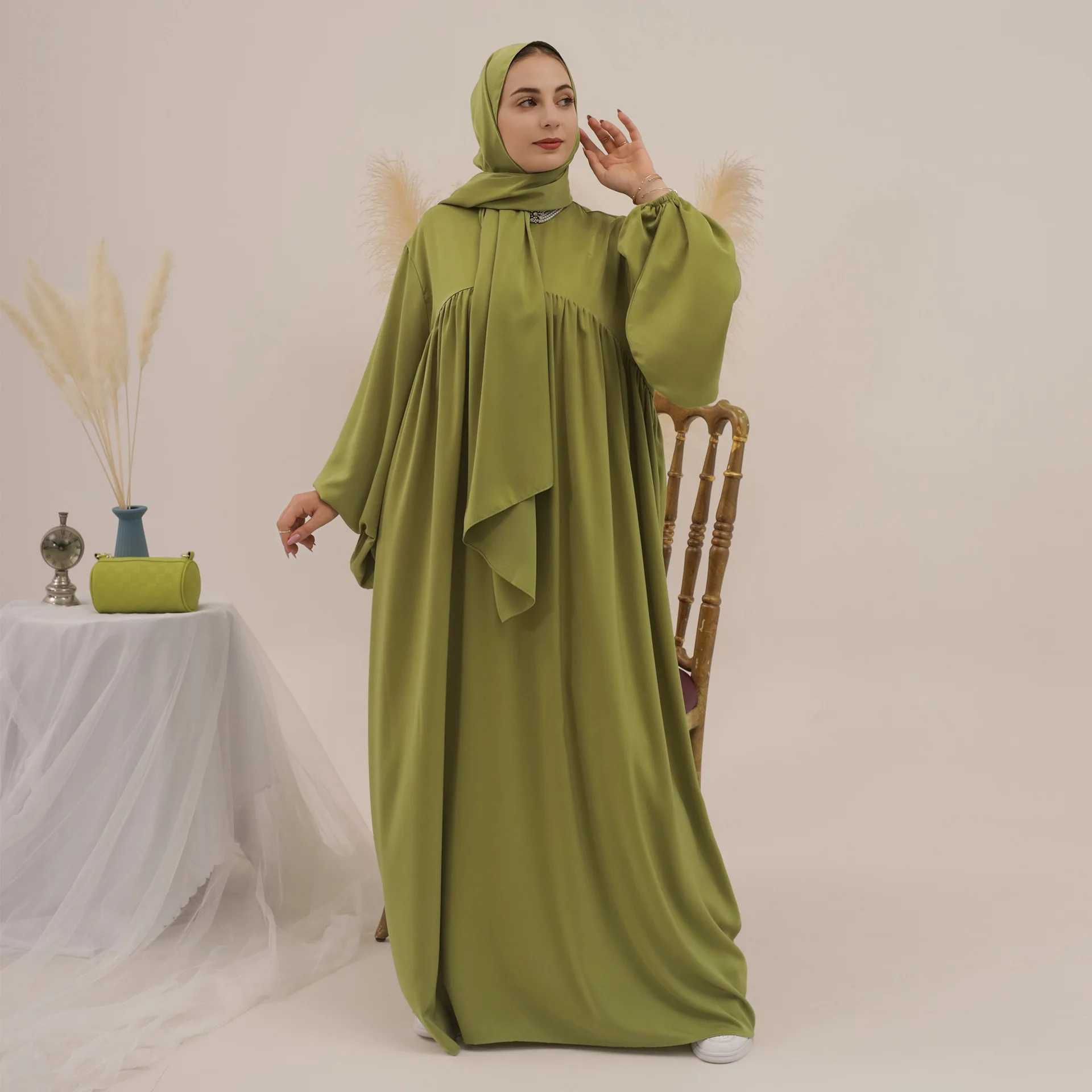 Moda Svoboden Abaya Puff Rokavi Dubaj Turčija Mehko Satenasto Obleko, Hidžab 2pcs Nastavite Navaden Islamska Oblačila Muslimanskih Obleke